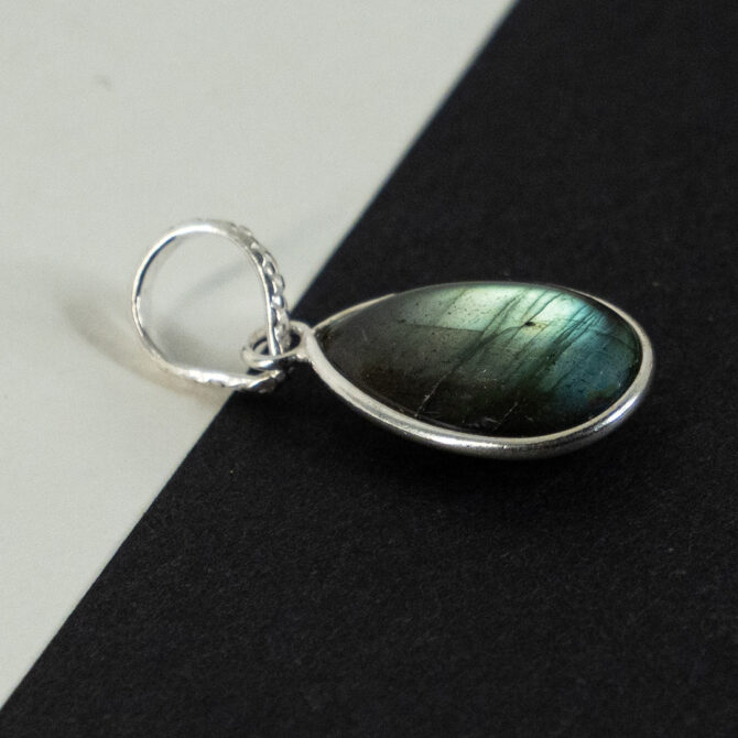 Labradorite Drop Shape Silver Pendant