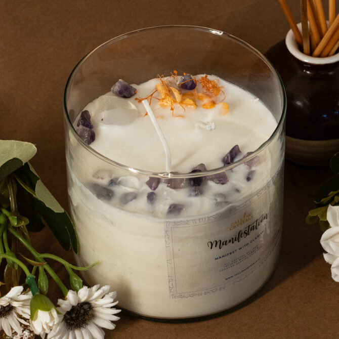 Manifest with Clarity - Herbs & Crystal Infused Candle