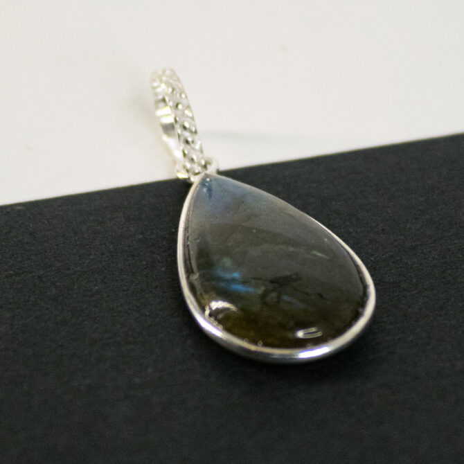 Labradorite Drop Shape Silver Pendant