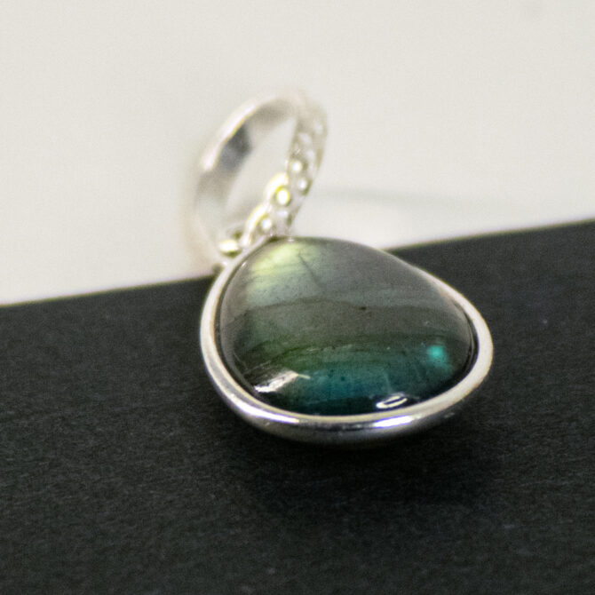 Labradorite Drop Shape Silver Pendant